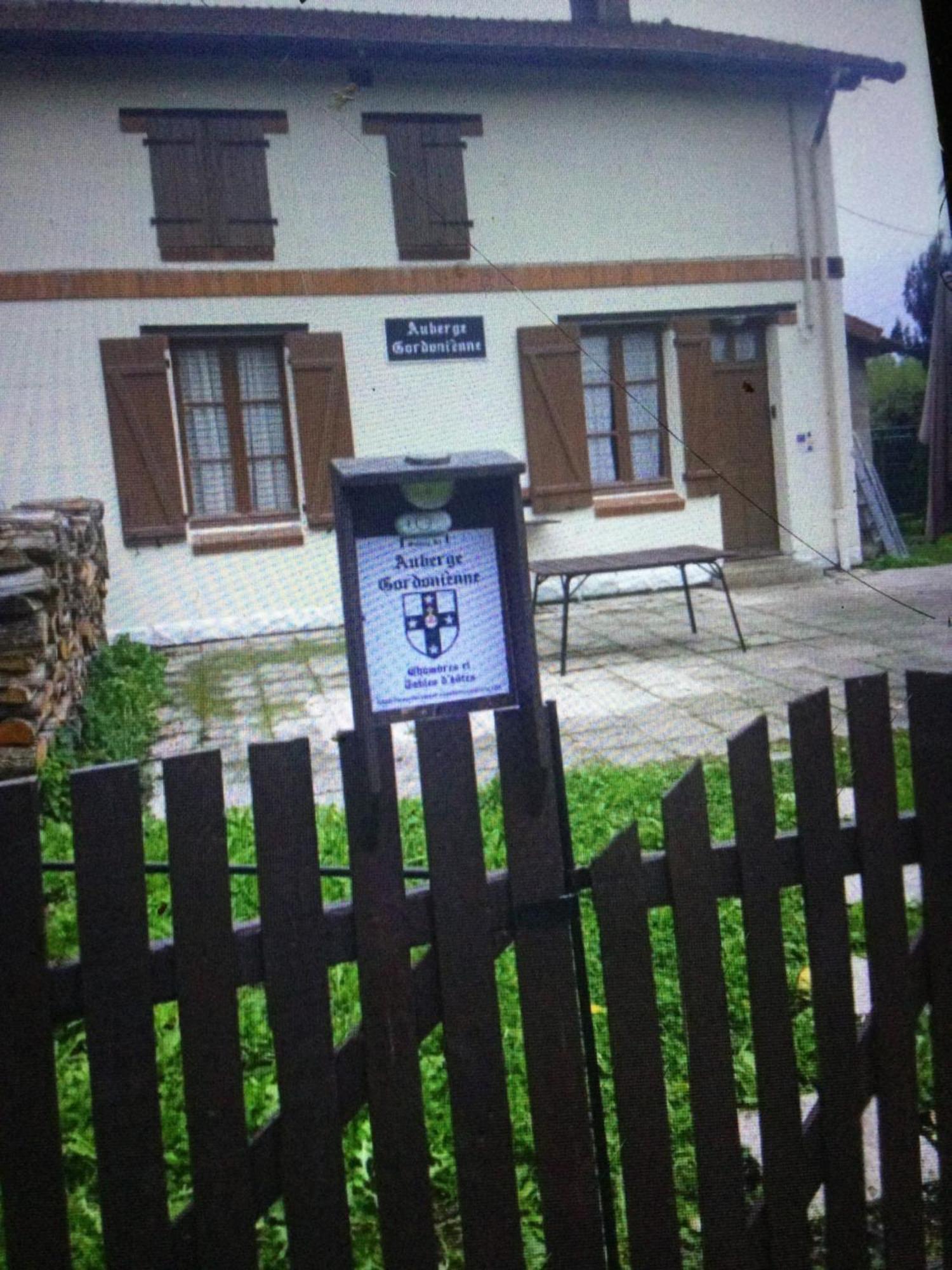Auberge Gordonienne Saint-Satur ภายนอก รูปภาพ